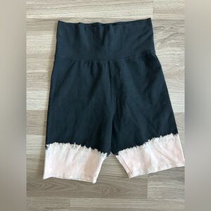 T PARTY Tie Dye Legging Shorts Size 1X